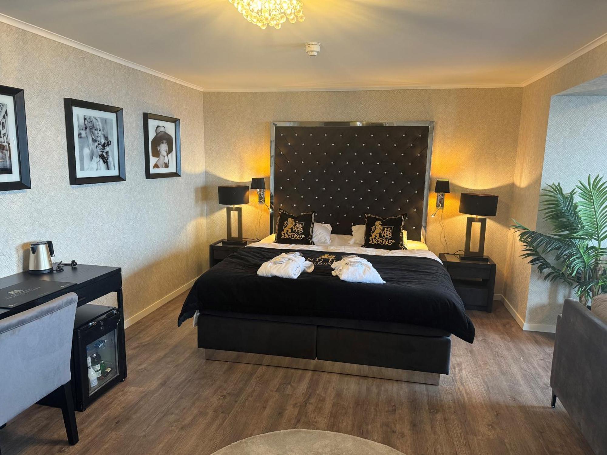 Grand Hotel Asgardstrand - Unike Hoteller Экстерьер фото